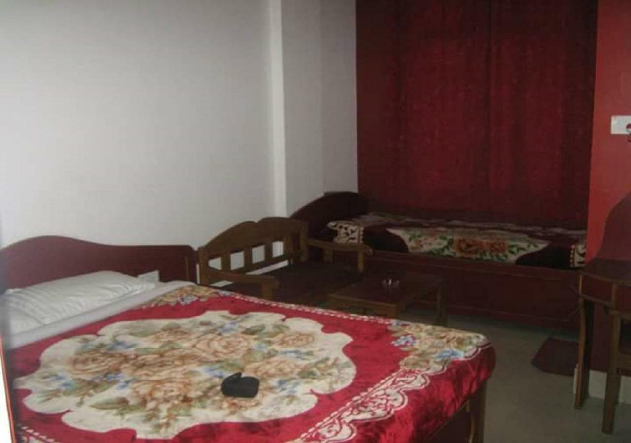 The Zara Residency Hotel Shillong Bagian luar foto